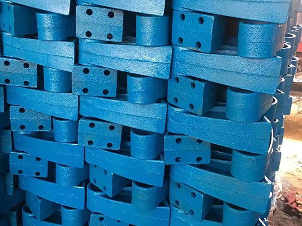 護(hù)欄支架 護(hù)欄支架